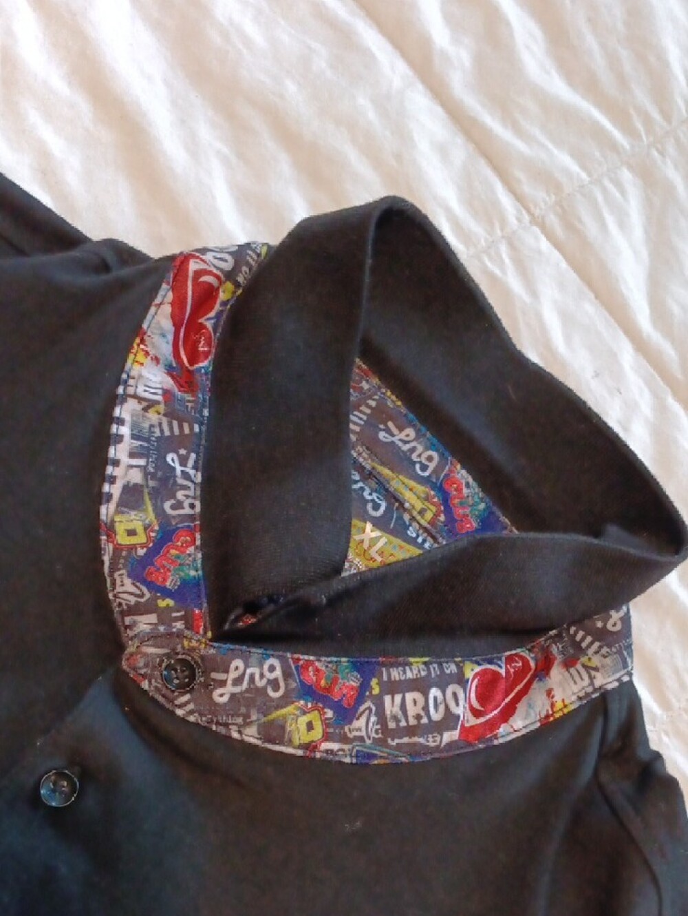 Lrg Multicolor Sticker-Print Logo Tee - Picture 3 of 7